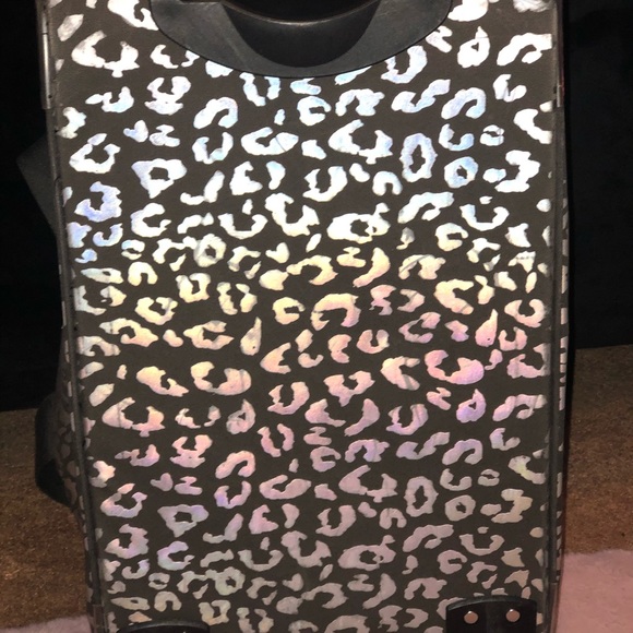 RARE Victoria’ Secret Pink leopard luggage set. - Picture 4 of 8